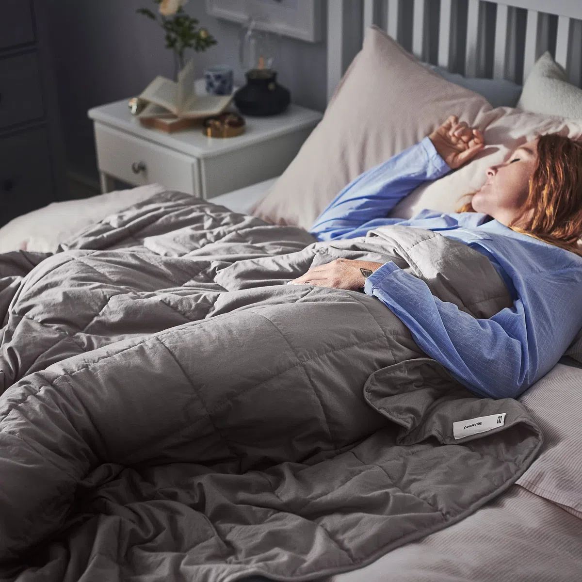 Ikea Coperta ponderata ODONVIDE, luce calda, 150x200 cm 6 kg, grigio scuro